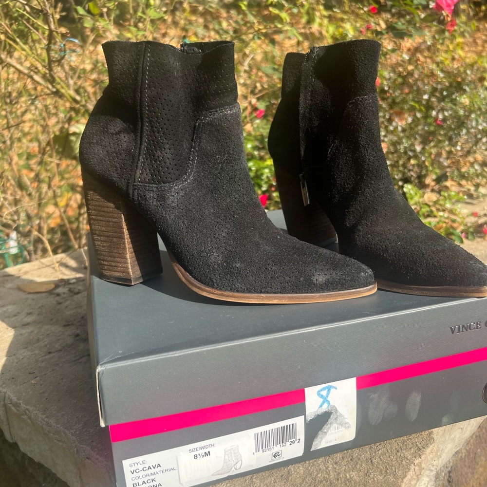 Black Vince Camino Cava booties. Size 8 1/2 suede.